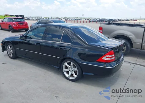 2007 Mercedes-Benz C 230 Sport из США, поврежденный, VIN WDBRF52H17F905780